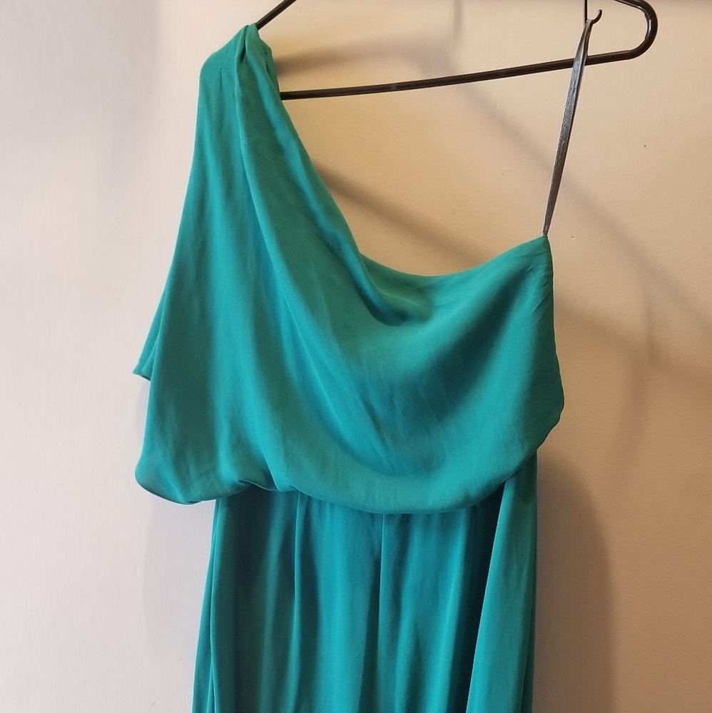 💚green💚 BCBG MaxAzria kendal bridesmaid dress